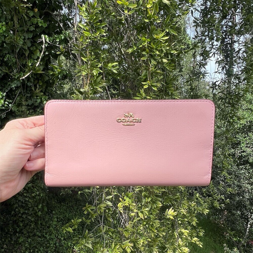 COACH Pink Leather Slim Wallet Credit Card Holder Clutch Gold Hardware AUTHENTIC